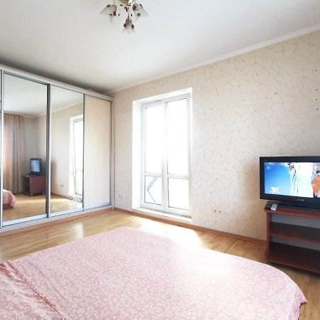 Lavina Mall Apartments 4 Sumy Exterior foto